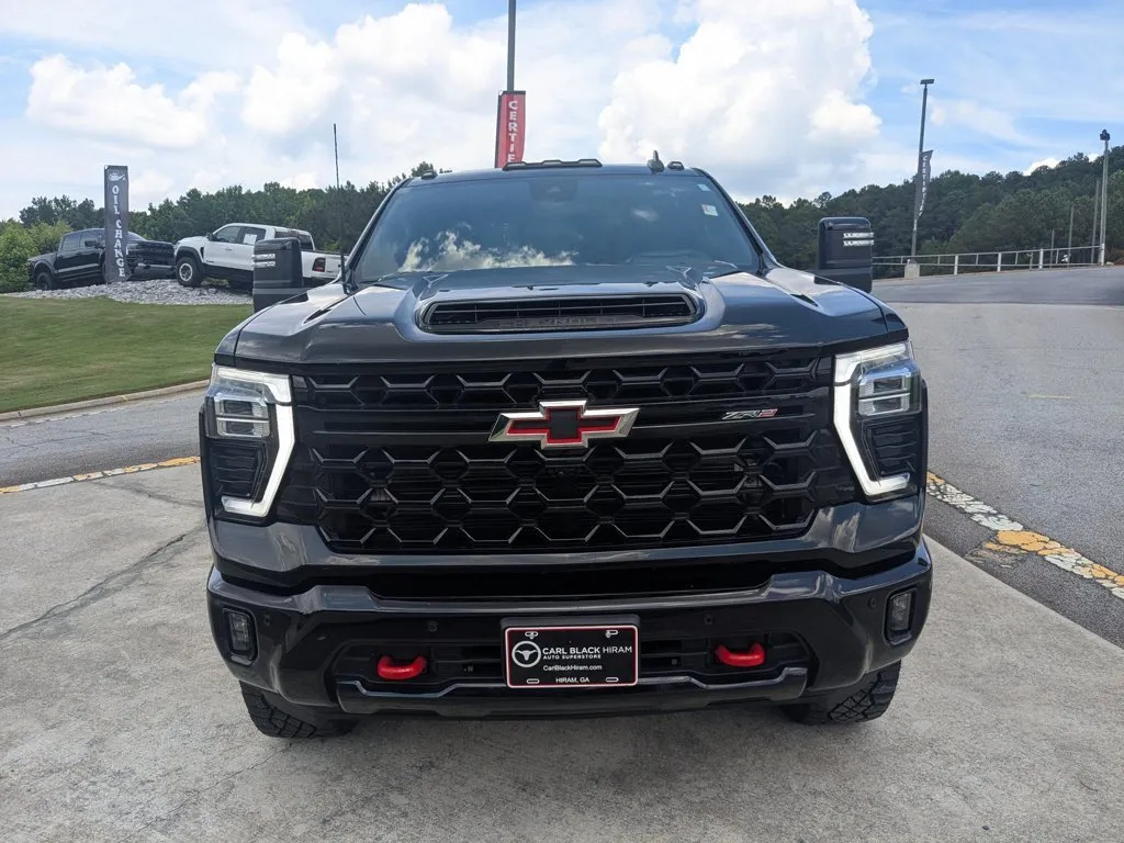 2025 Chevrolet Silverado 2500HD ZR2 thumbnail 2
