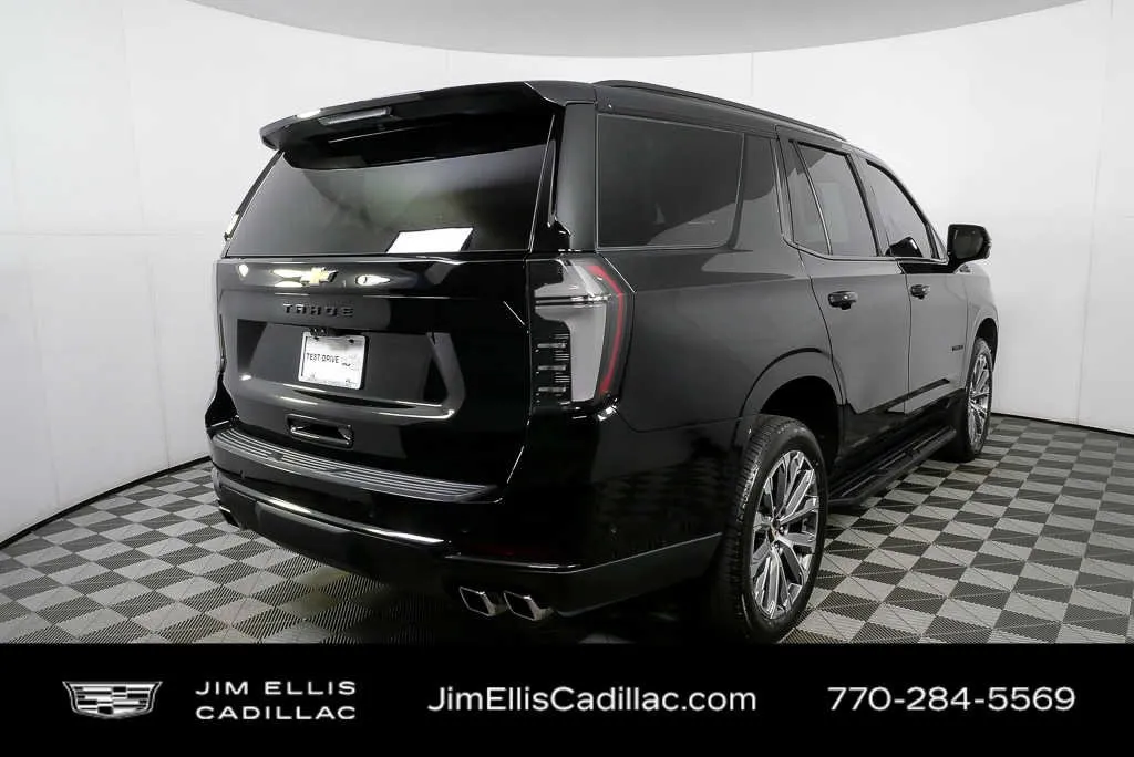2025 Chevrolet Tahoe High Country thumbnail 3