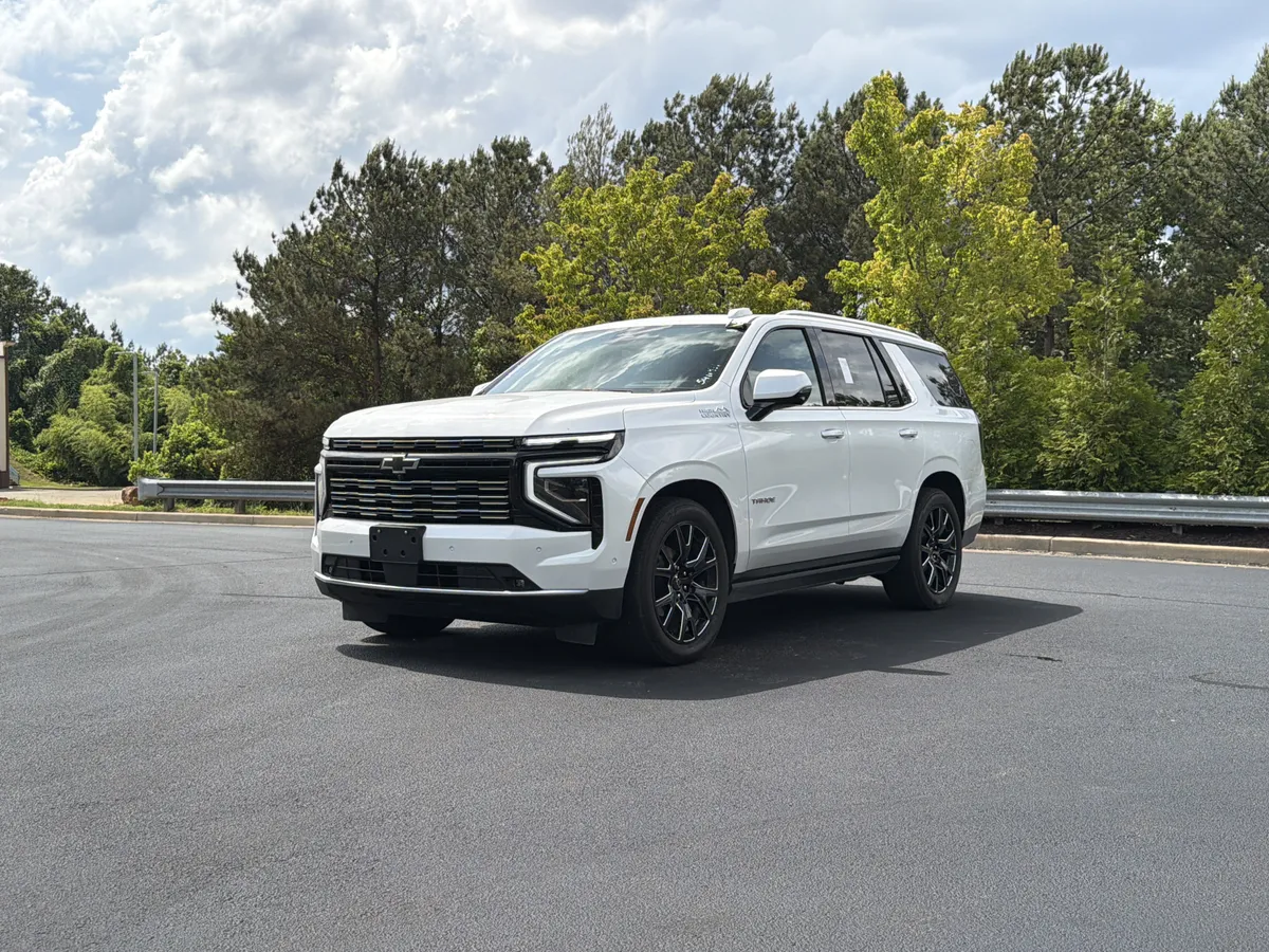 2025 Chevrolet Tahoe High Country thumbnail 11