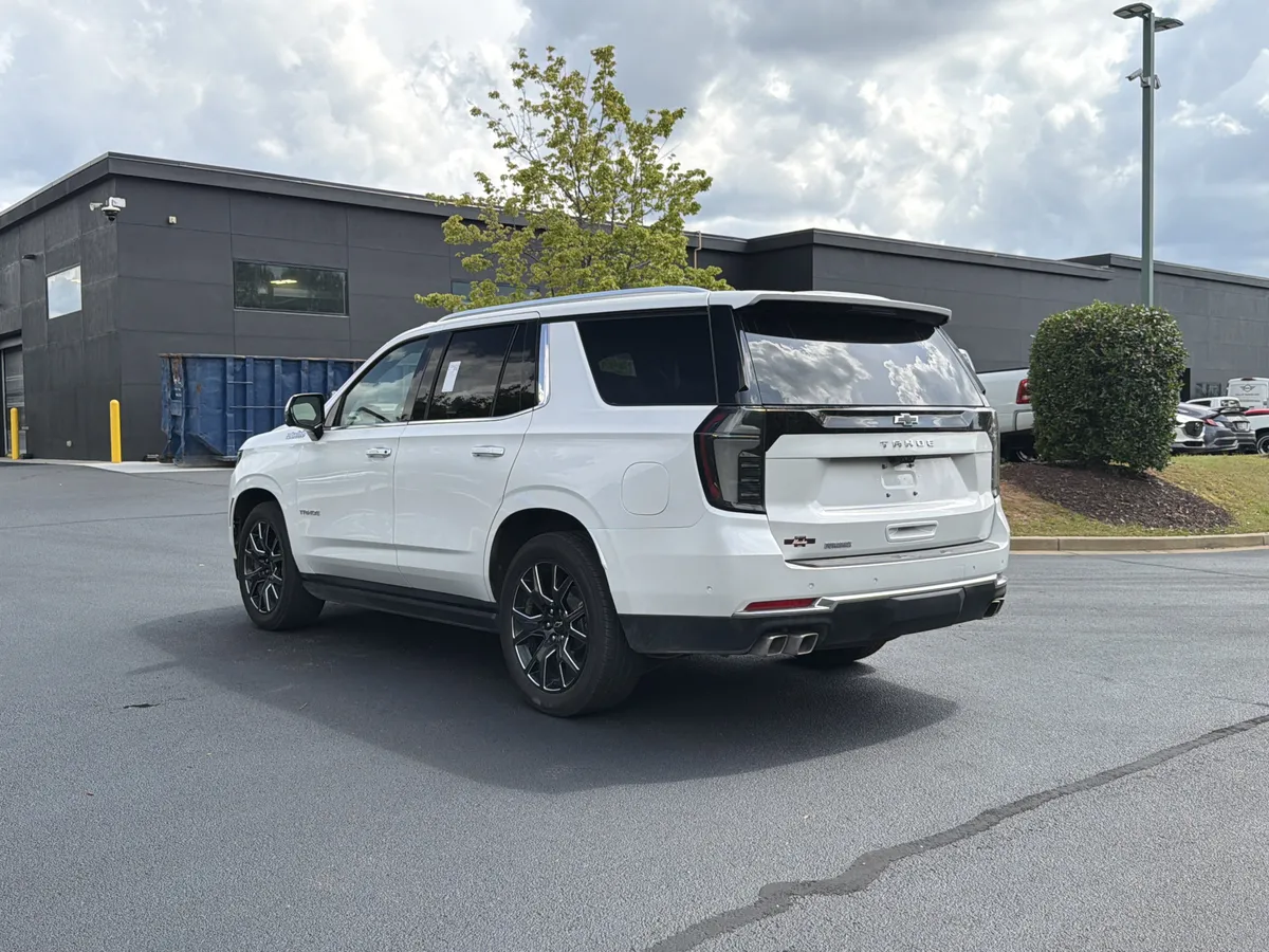 2025 Chevrolet Tahoe High Country thumbnail 13