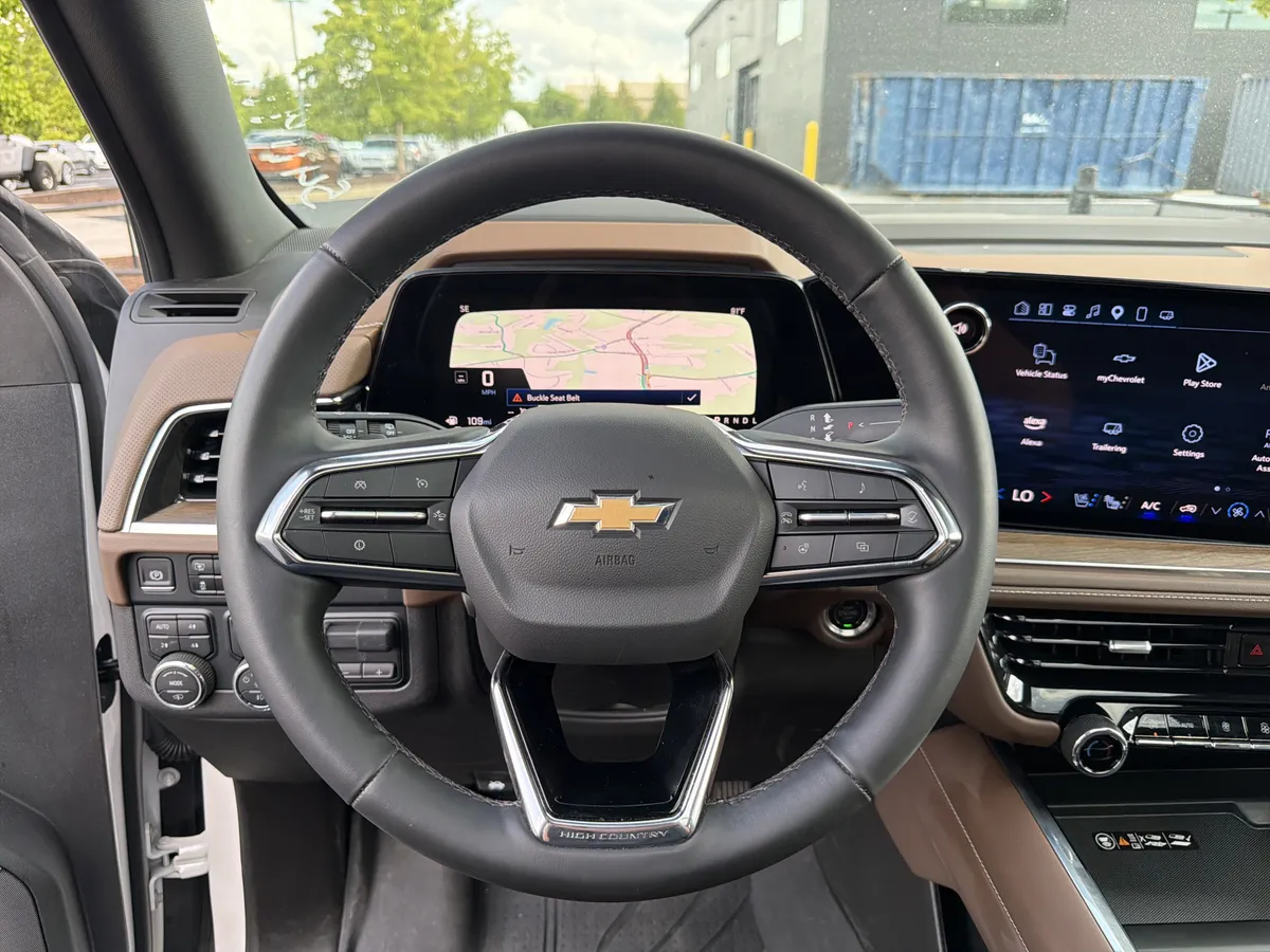 2025 Chevrolet Tahoe High Country thumbnail 18