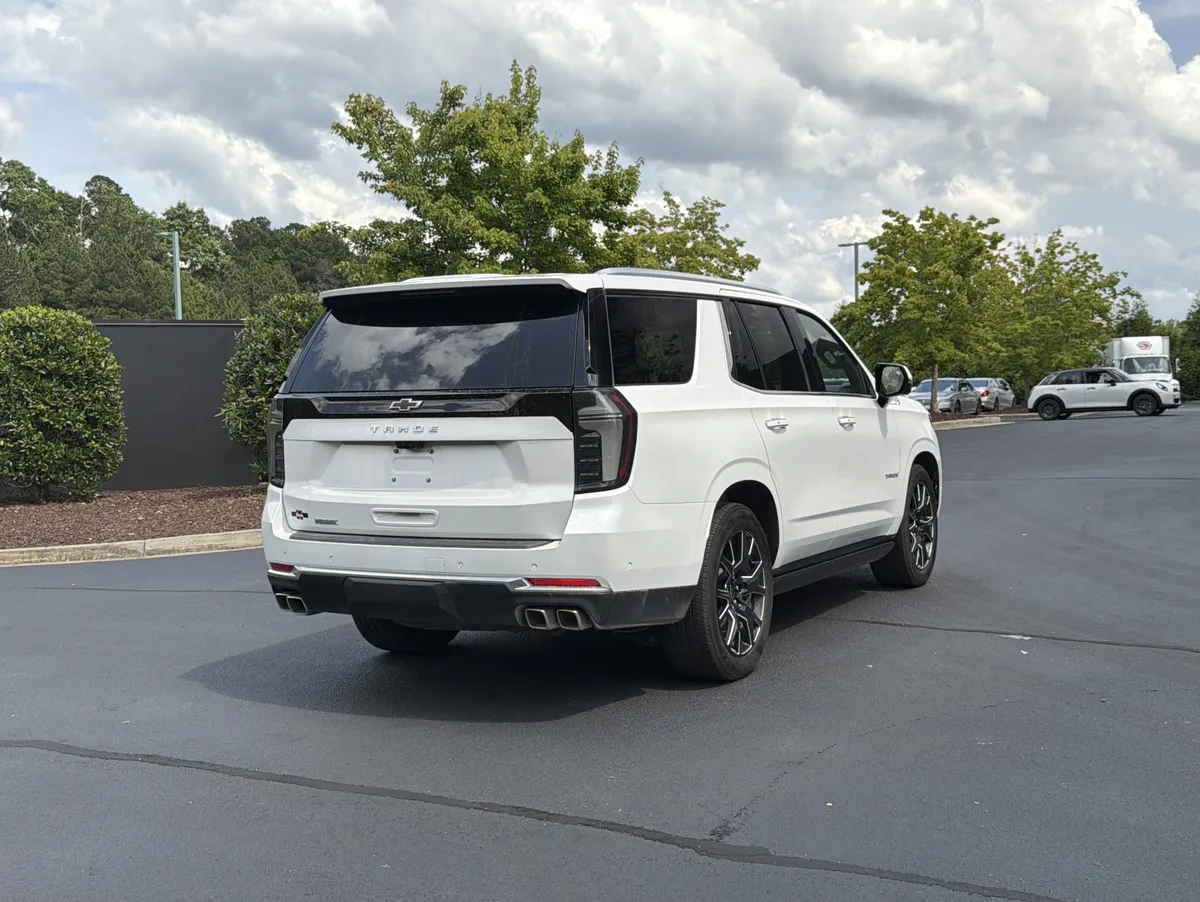 2025 Chevrolet Tahoe High Country thumbnail 2