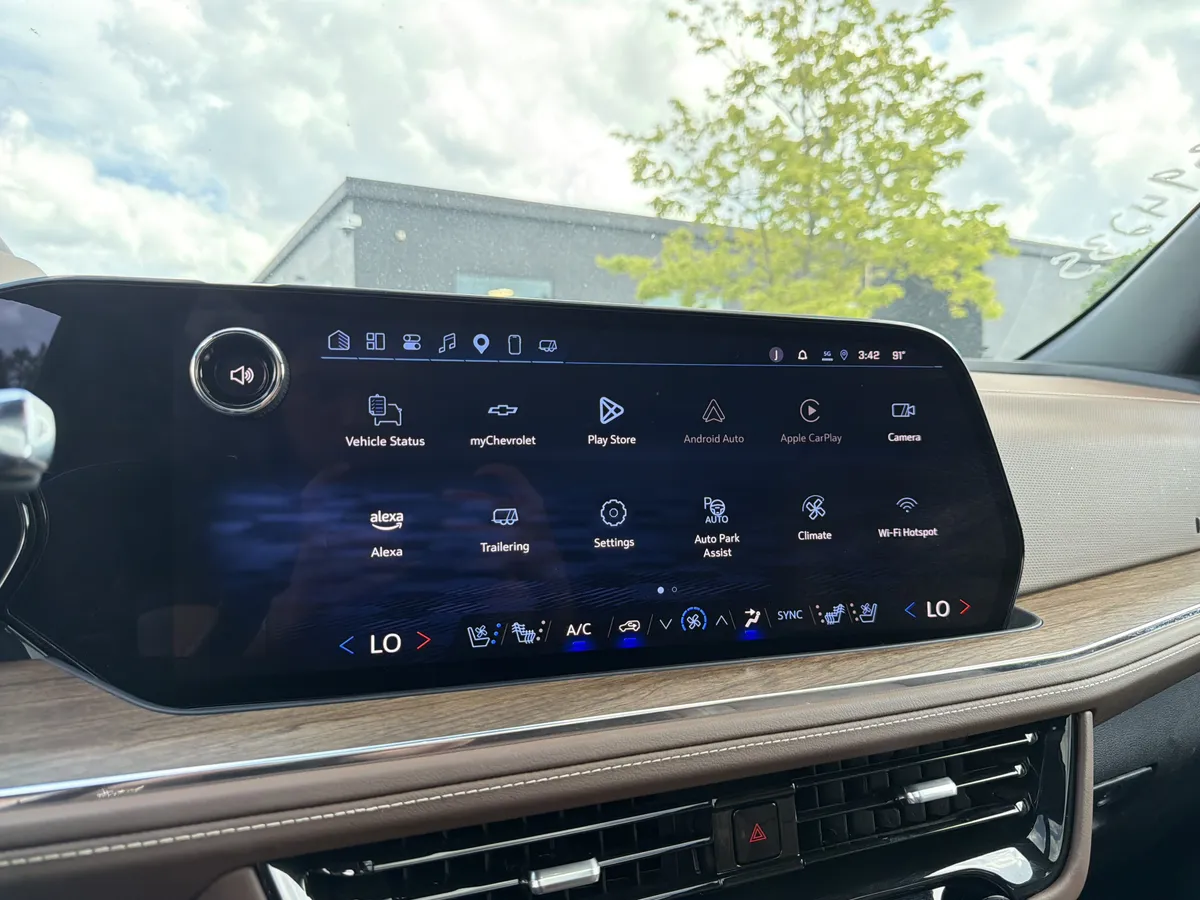 2025 Chevrolet Tahoe High Country thumbnail 20