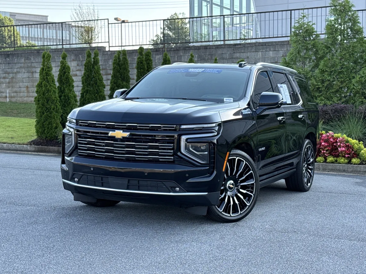 2025 Chevrolet Tahoe High Country thumbnail 4