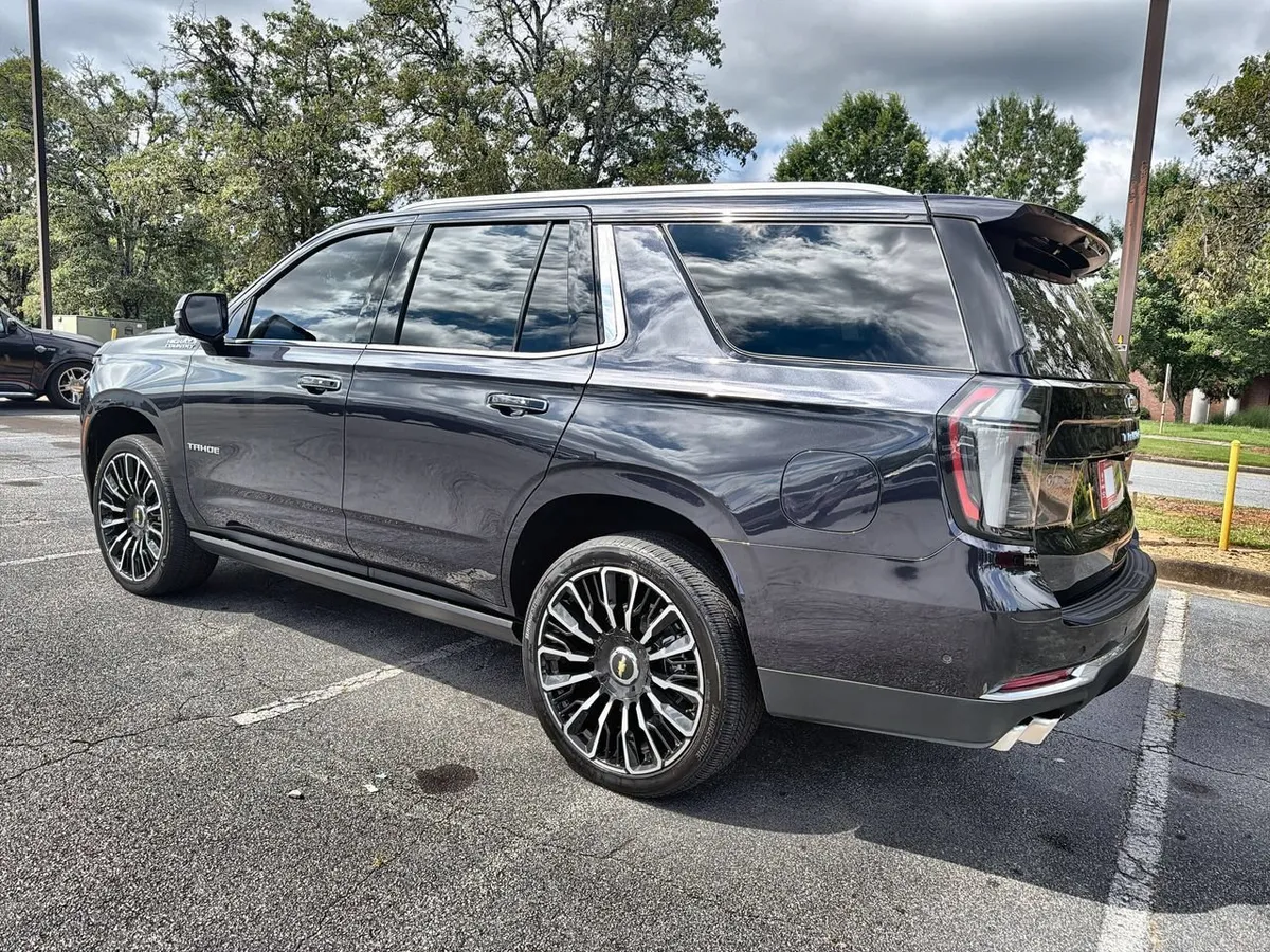 2025 Chevrolet Tahoe High Country thumbnail 6