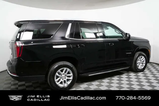 2025 Chevrolet Tahoe LT thumbnail 2