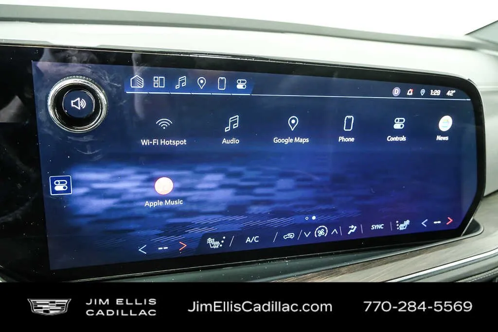 2025 Chevrolet Tahoe LT thumbnail 13
