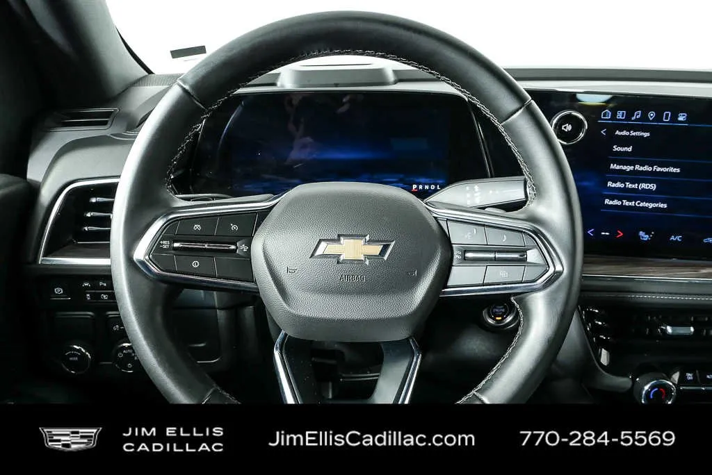 2025 Chevrolet Tahoe LT thumbnail 9