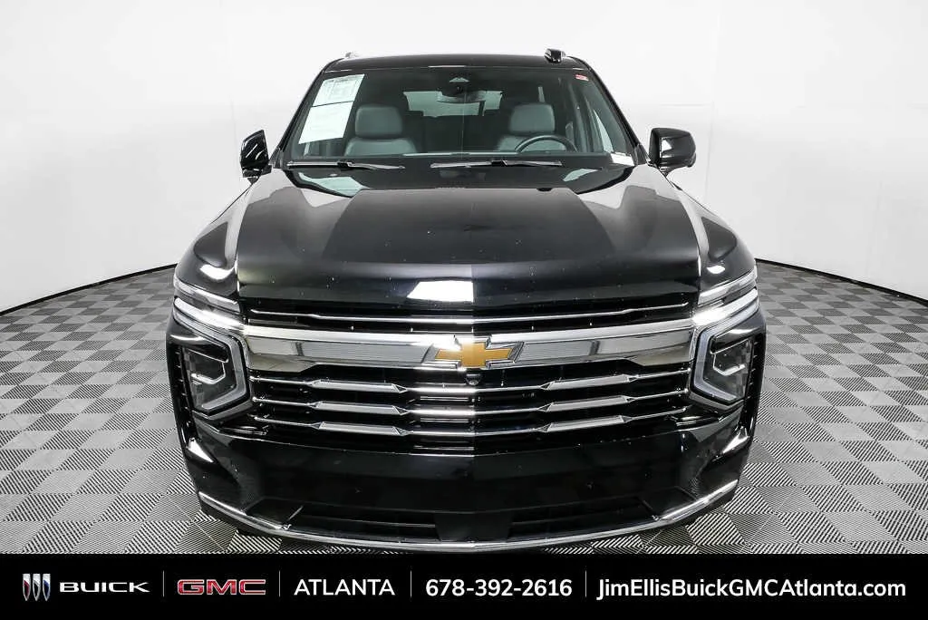 2025 Chevrolet Tahoe LT thumbnail 25
