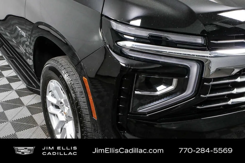 2025 Chevrolet Tahoe LT thumbnail 38