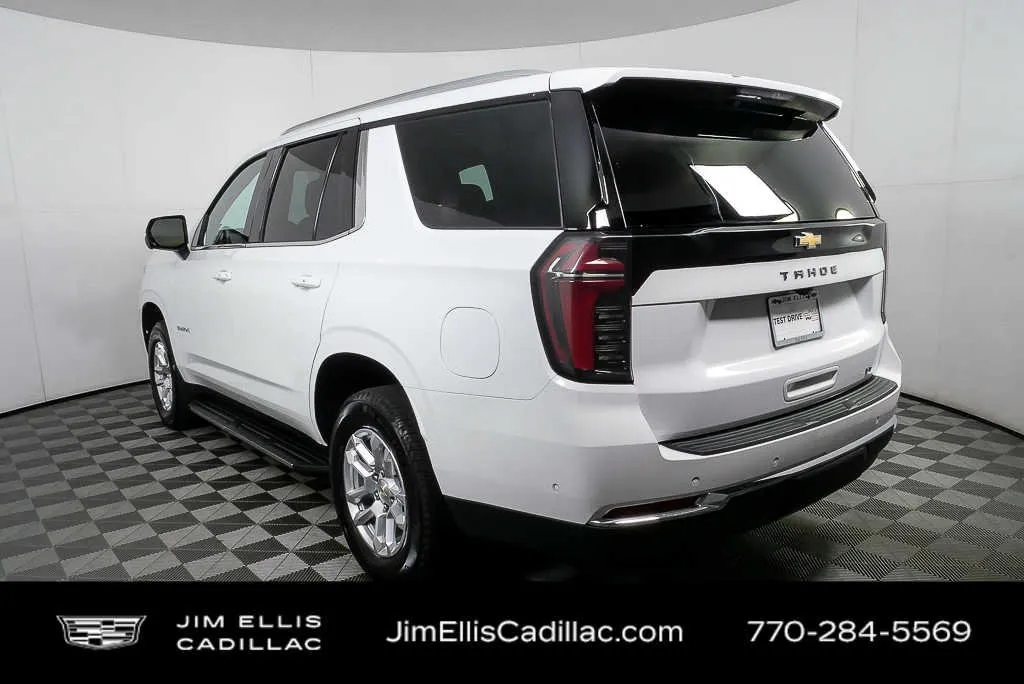 2025 Chevrolet Tahoe LT thumbnail 27