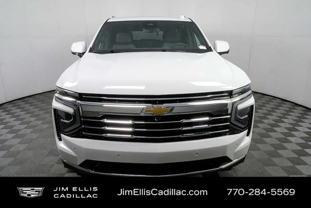 2025 Chevrolet Tahoe LT thumbnail 35