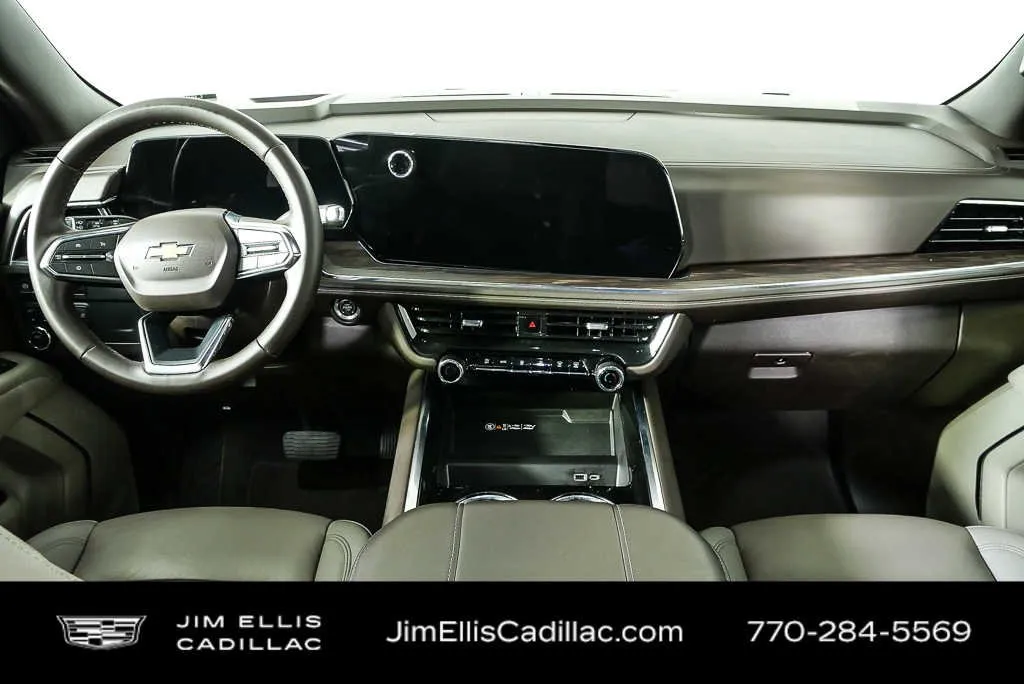 2025 Chevrolet Tahoe LT thumbnail 19