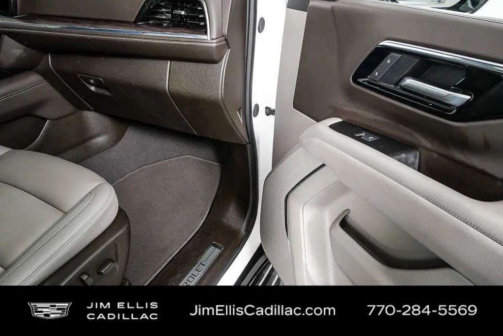 2025 Chevrolet Tahoe LT thumbnail 22