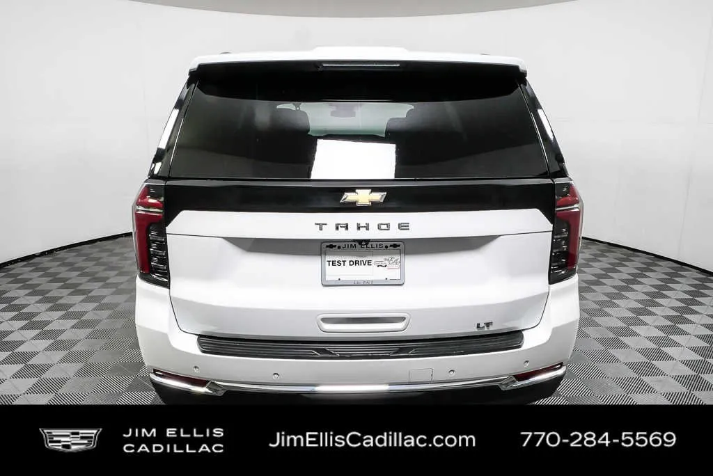 2025 Chevrolet Tahoe LT thumbnail 26