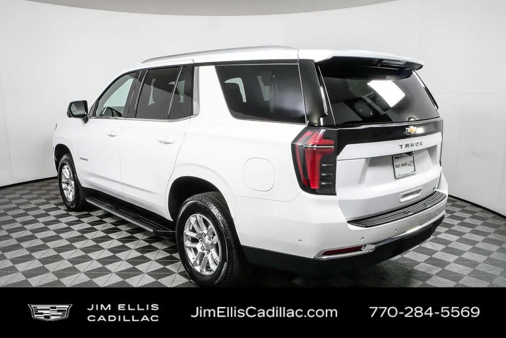 2025 Chevrolet Tahoe LT thumbnail 27