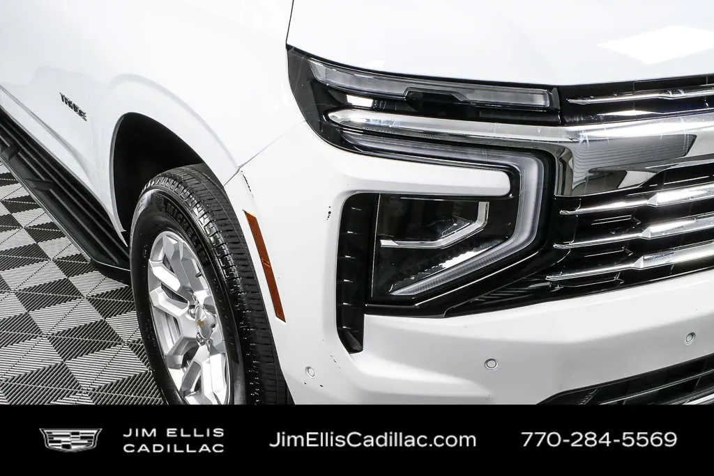 2025 Chevrolet Tahoe LT thumbnail 36