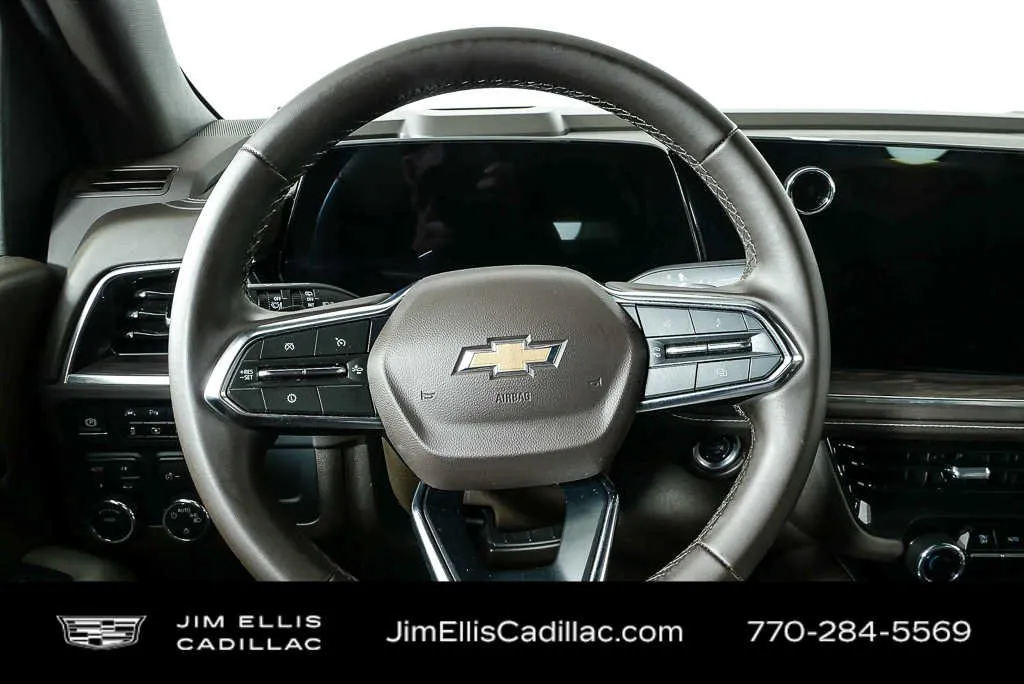 2025 Chevrolet Tahoe LT thumbnail 9