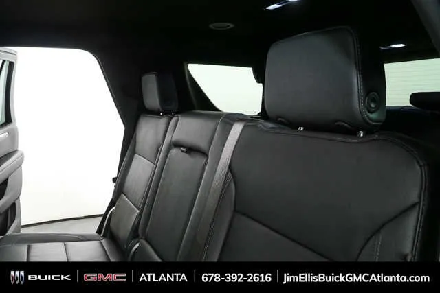 2025 Chevrolet Tahoe LT thumbnail 19