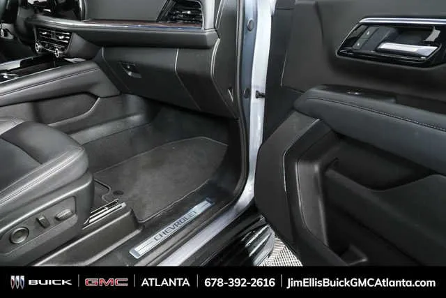 2025 Chevrolet Tahoe LT thumbnail 23