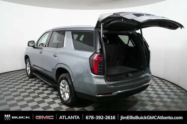 2025 Chevrolet Tahoe LT thumbnail 26
