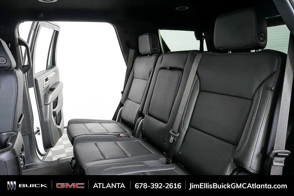 2025 Chevrolet Tahoe LT thumbnail 20