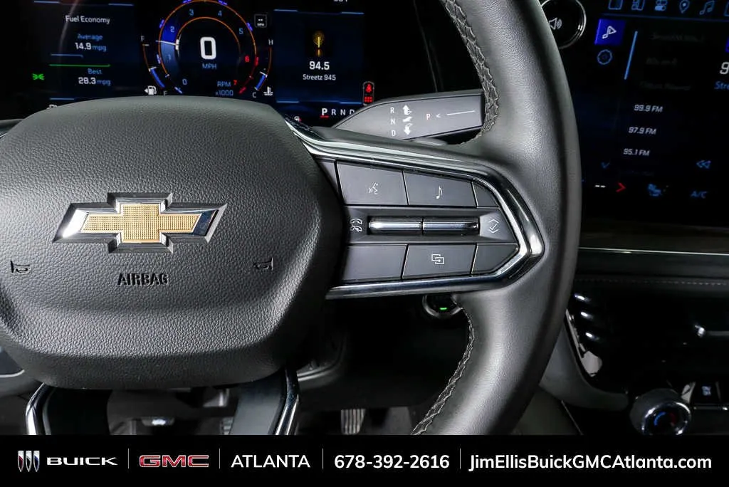 2025 Chevrolet Tahoe LT thumbnail 10