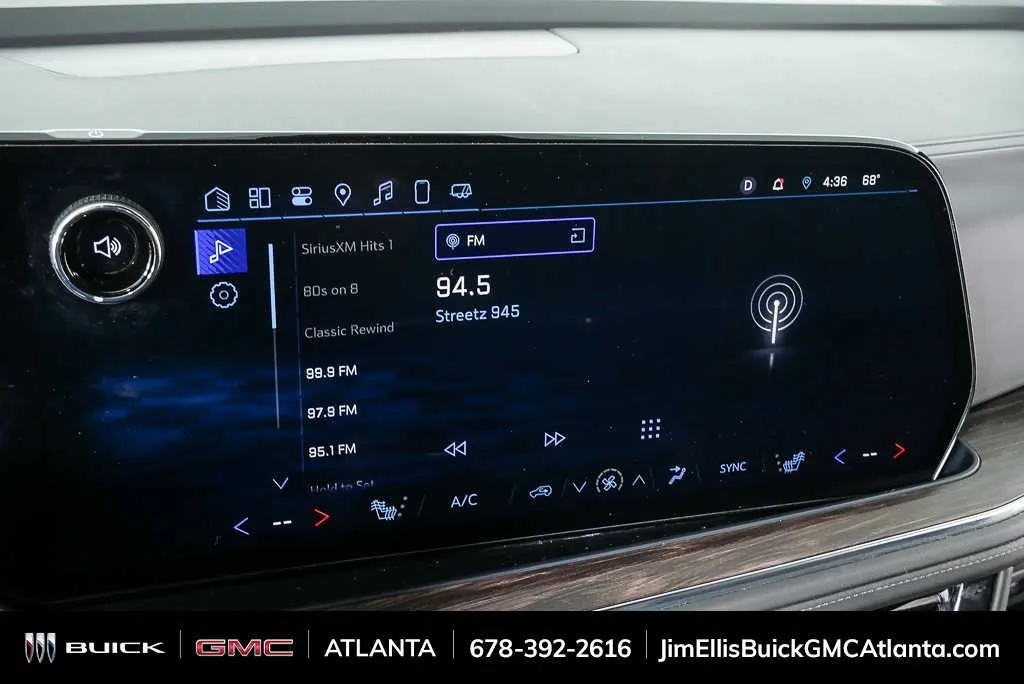 2025 Chevrolet Tahoe LT thumbnail 15