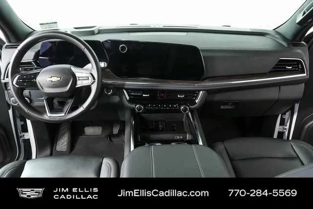 2025 Chevrolet Tahoe LT thumbnail 18