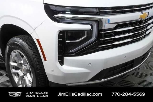 2025 Chevrolet Tahoe LT thumbnail 35
