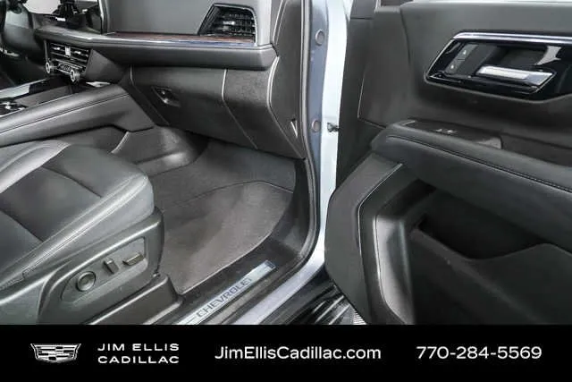 2025 Chevrolet Tahoe LT thumbnail 23