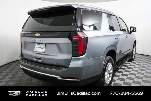 2025 Chevrolet Tahoe LT thumbnail 3