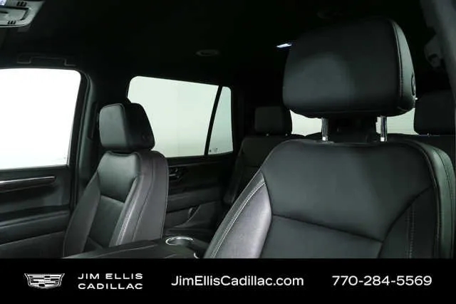 2025 Chevrolet Tahoe LT thumbnail 5