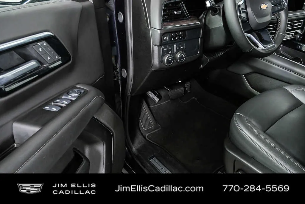 2025 Chevrolet Tahoe LT thumbnail 7