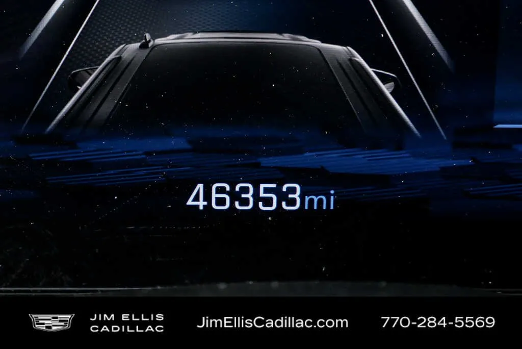 2025 Chevrolet Tahoe LT thumbnail 11