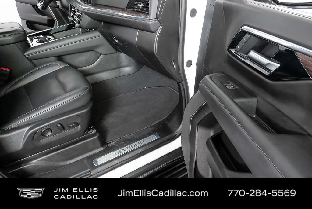 2025 Chevrolet Tahoe LT thumbnail 23