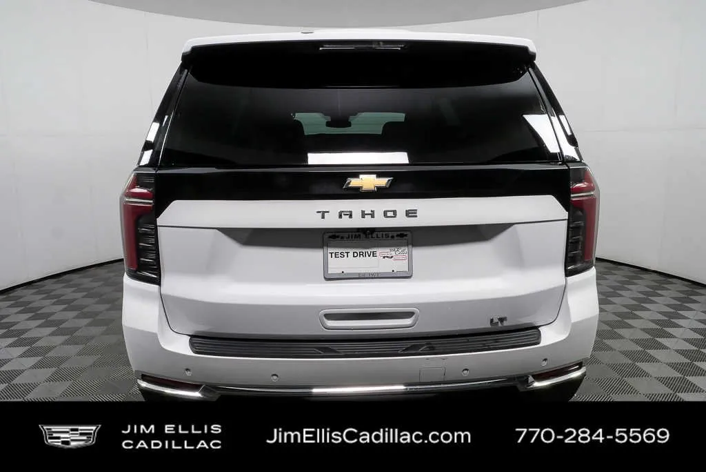 2025 Chevrolet Tahoe LT thumbnail 28