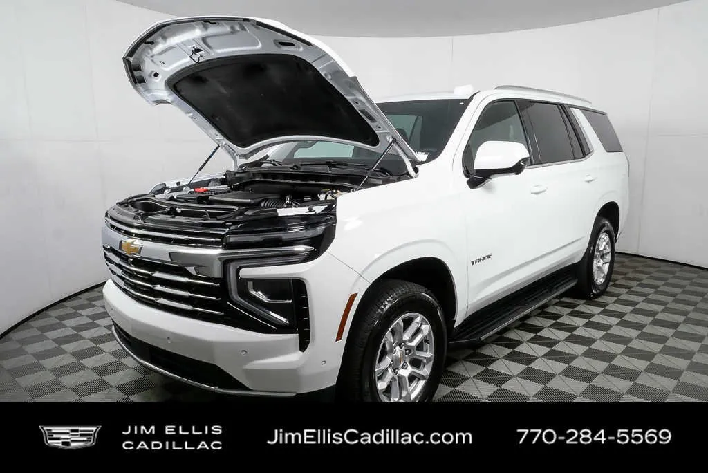 2025 Chevrolet Tahoe LT thumbnail 33