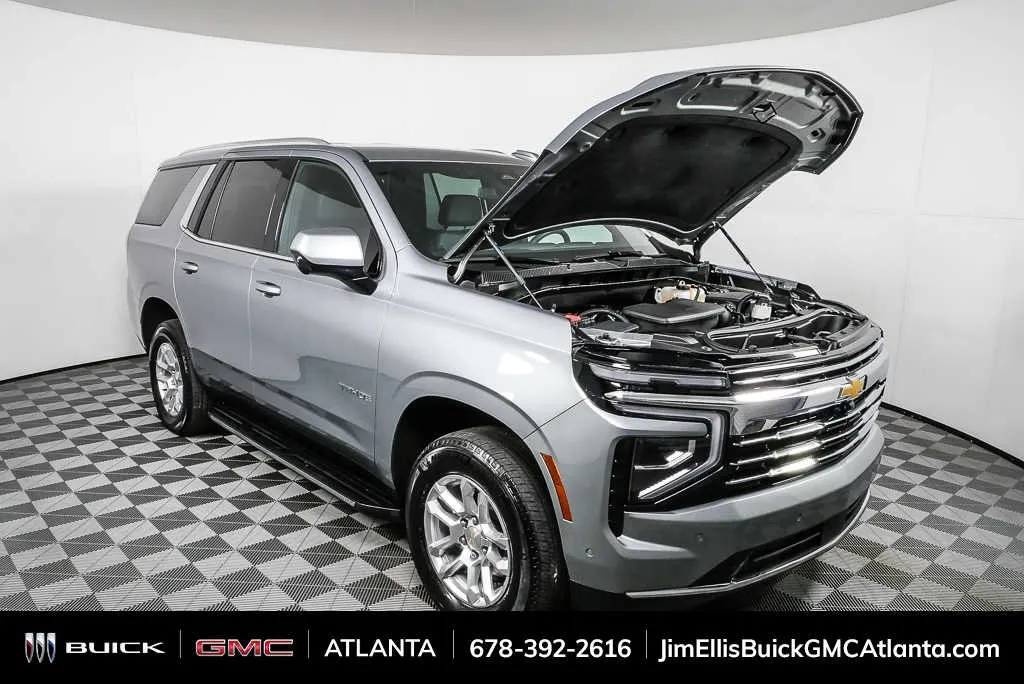 2025 Chevrolet Tahoe LT thumbnail 36