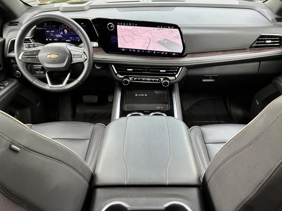 2025 Chevrolet Tahoe Premier thumbnail 20