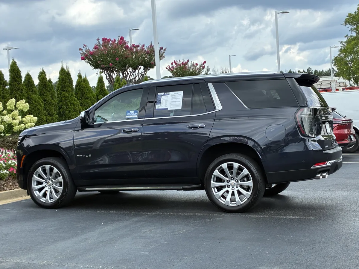 2025 Chevrolet Tahoe Premier thumbnail 9