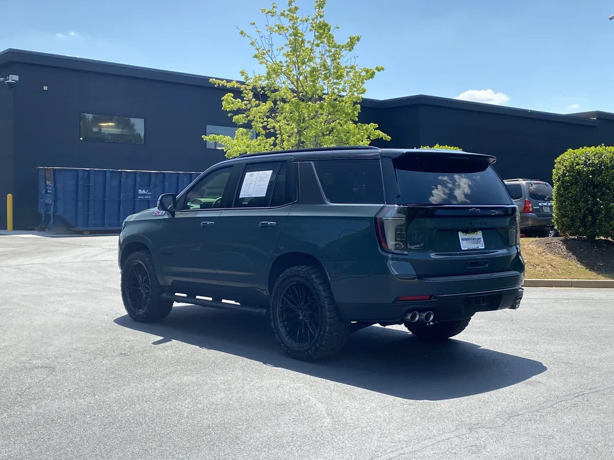 2025 Chevrolet Tahoe Z71 thumbnail 15