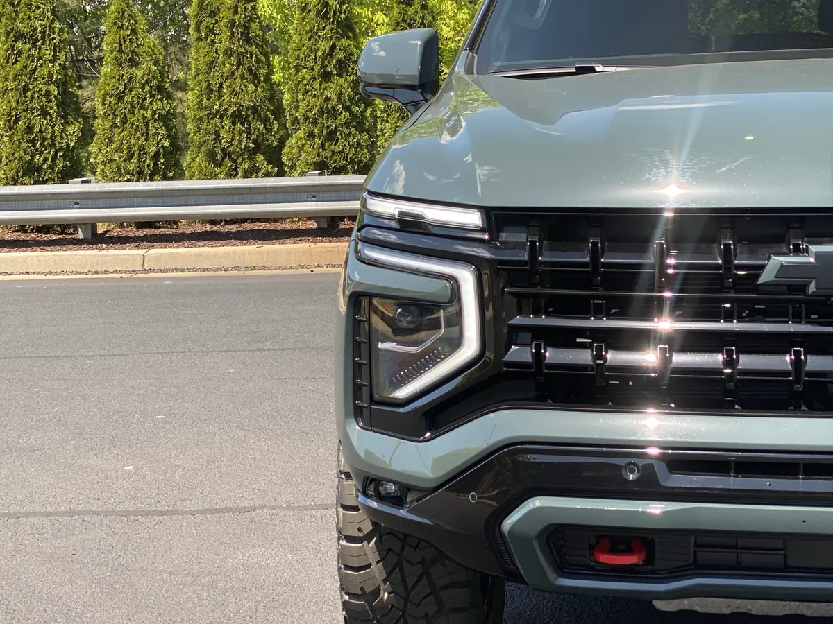 2025 Chevrolet Tahoe Z71 thumbnail 18