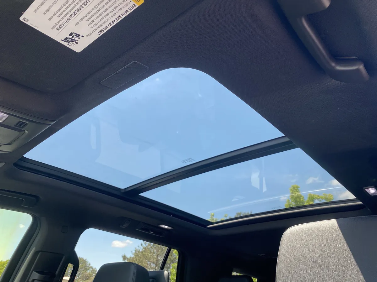 2025 Chevrolet Tahoe Z71 thumbnail 7