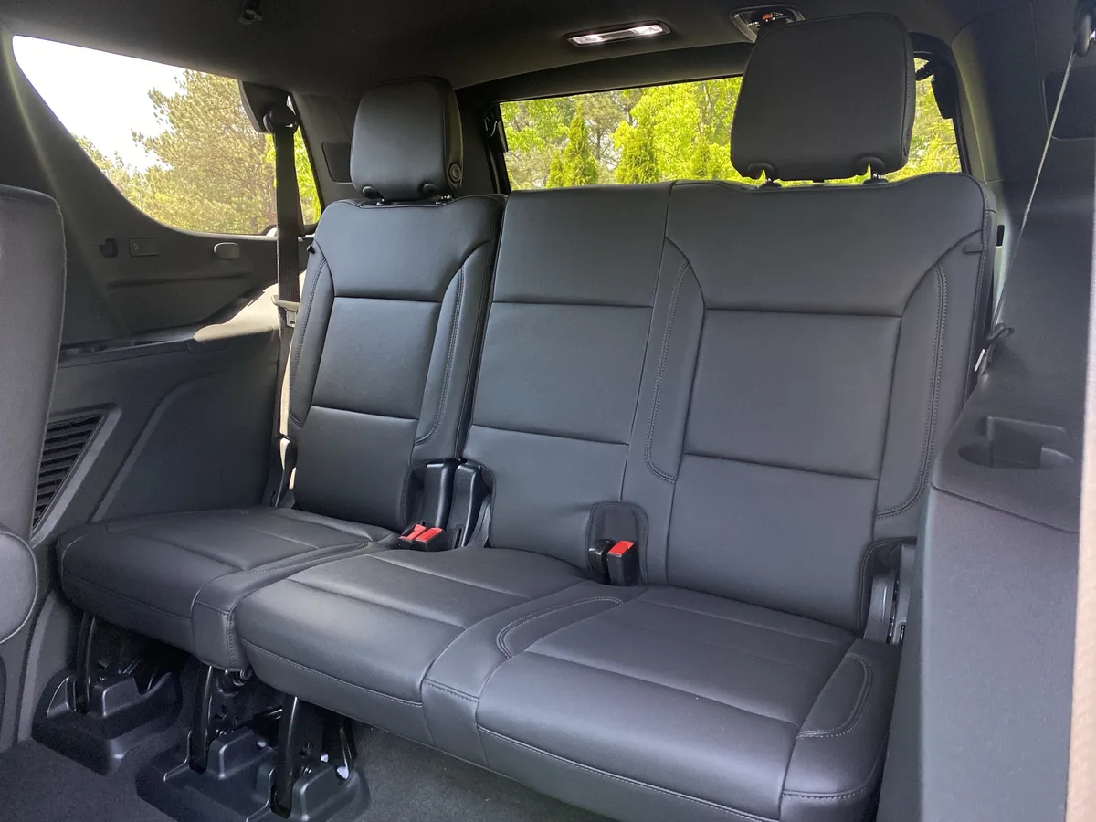 2025 Chevrolet Tahoe Z71 thumbnail 9