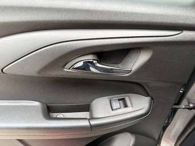 2025 Chevrolet TrailBlazer thumbnail 18