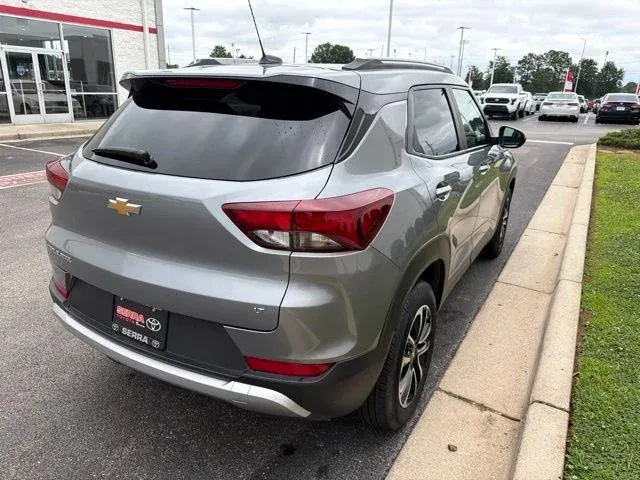 2025 Chevrolet TrailBlazer thumbnail 9