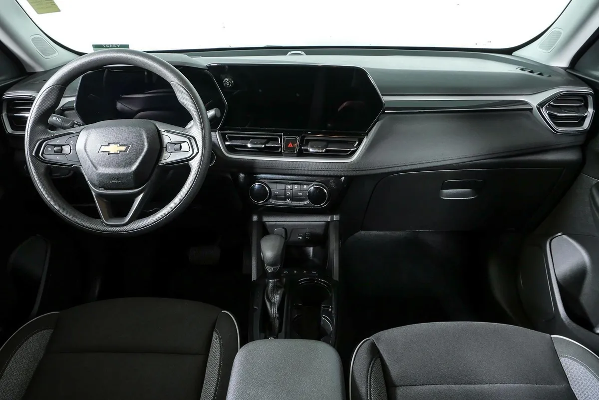 2025 Chevrolet Trailblazer LT thumbnail 18