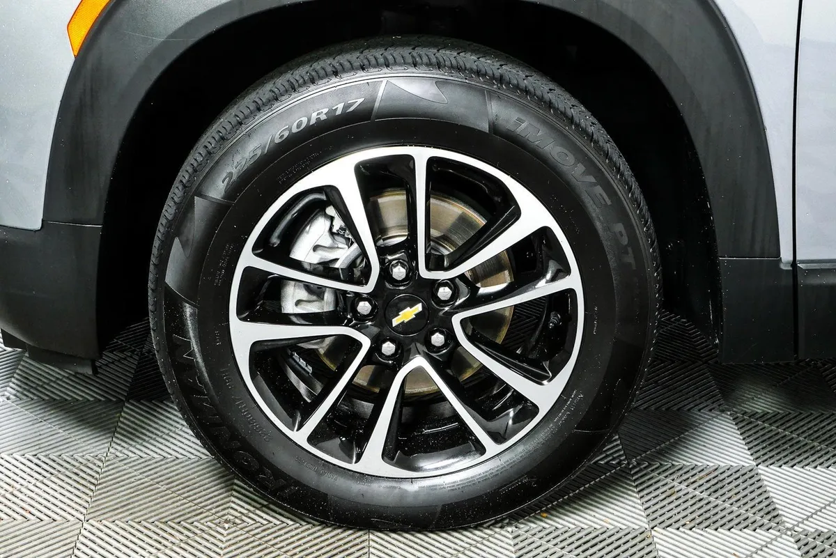 2025 Chevrolet Trailblazer LT thumbnail 33