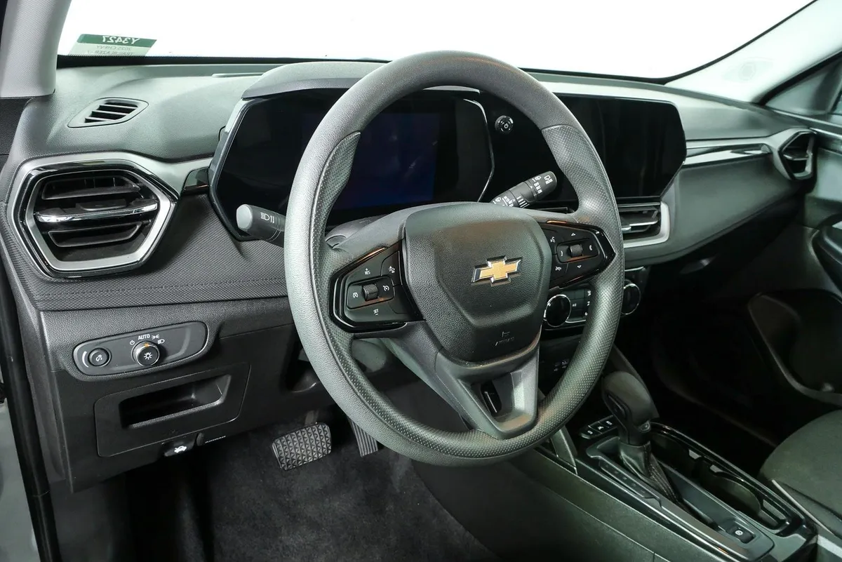 2025 Chevrolet Trailblazer LT thumbnail 4